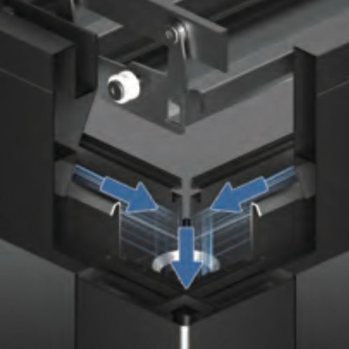 El agua fluye hacia el poste